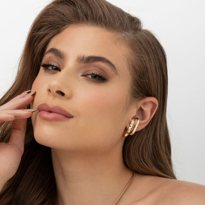 Brinco Earhook Dourado com Zircônias
