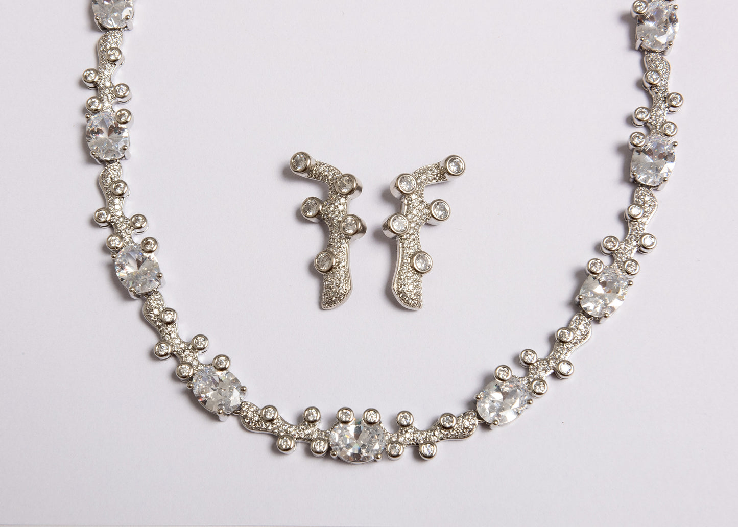 Conjunto Imperio do Amor – Conjunto Rodio Esmeraldas Ovais & Esferas Cravejadas (Rodio)