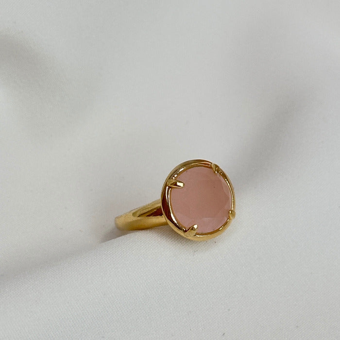 ANEL LICYIN REDONDO COM PEDRA NATURAL LEITOSA ROSA CLARO