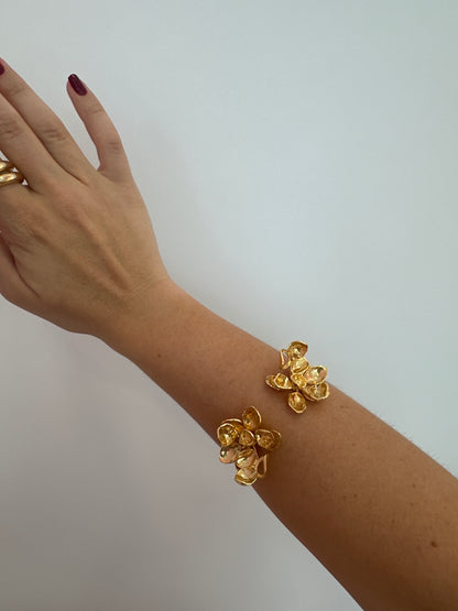 Bracelete Flor Lily Petit Banhado a Ouro 18K