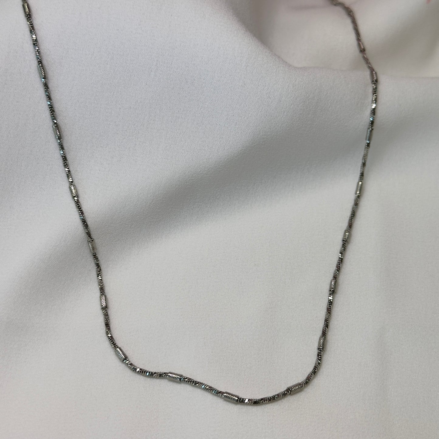 Corrente Rodio Filetes 55cm com alongador