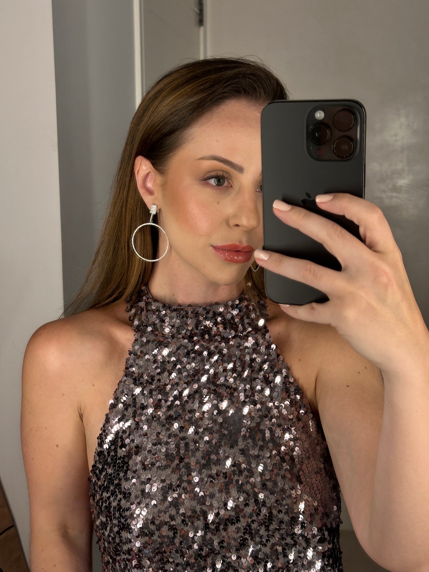 Brinco Circle cravejado delicado