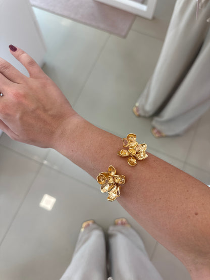 Bracelete Flor Lily Petit Banhado a Ouro 18K