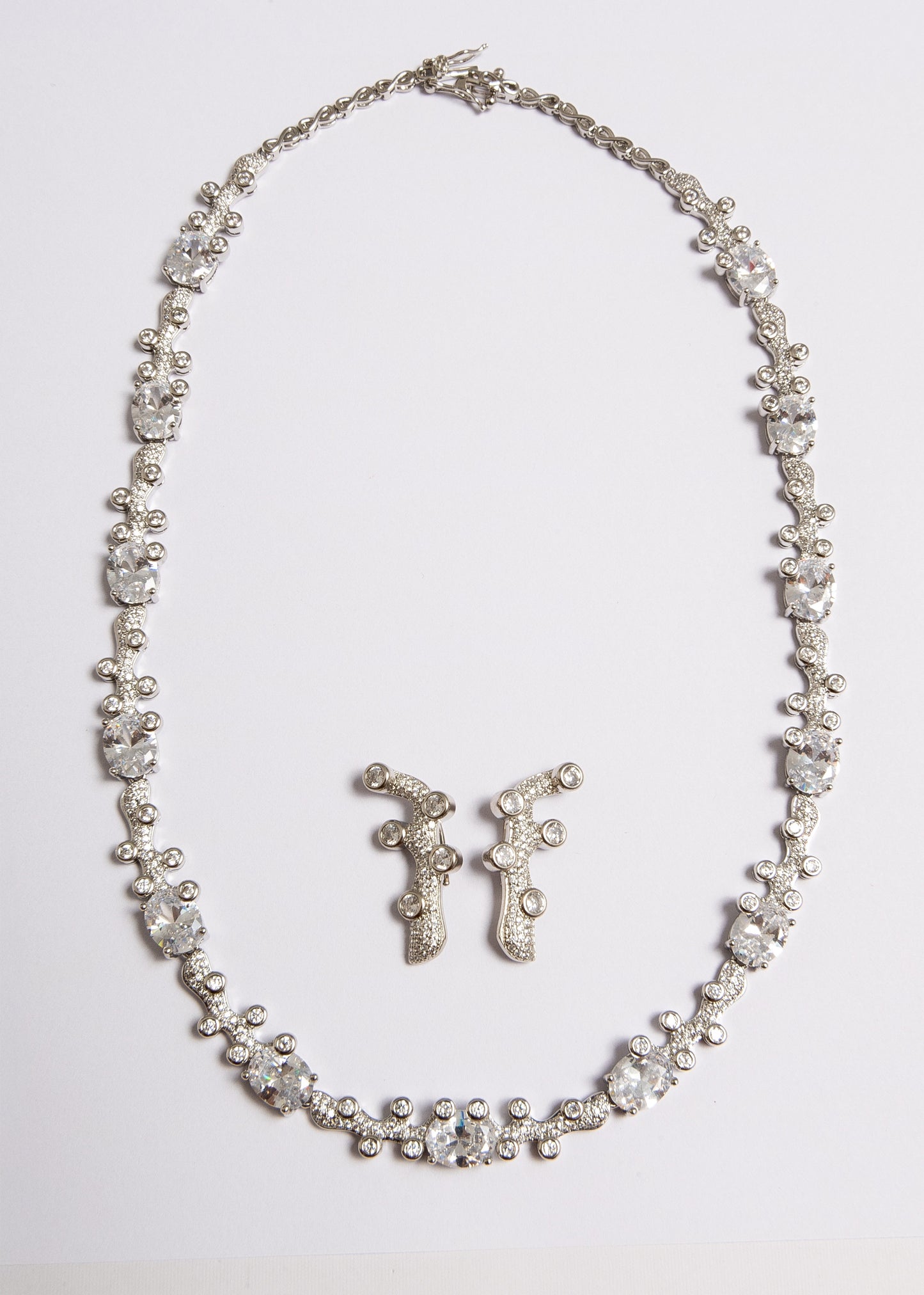 Conjunto Imperio do Amor – Conjunto Rodio Zircônias Ovais & Esferas Cravejadas