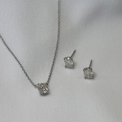 Colar prata 925 ponto de luz oval com  pedra Moissanite