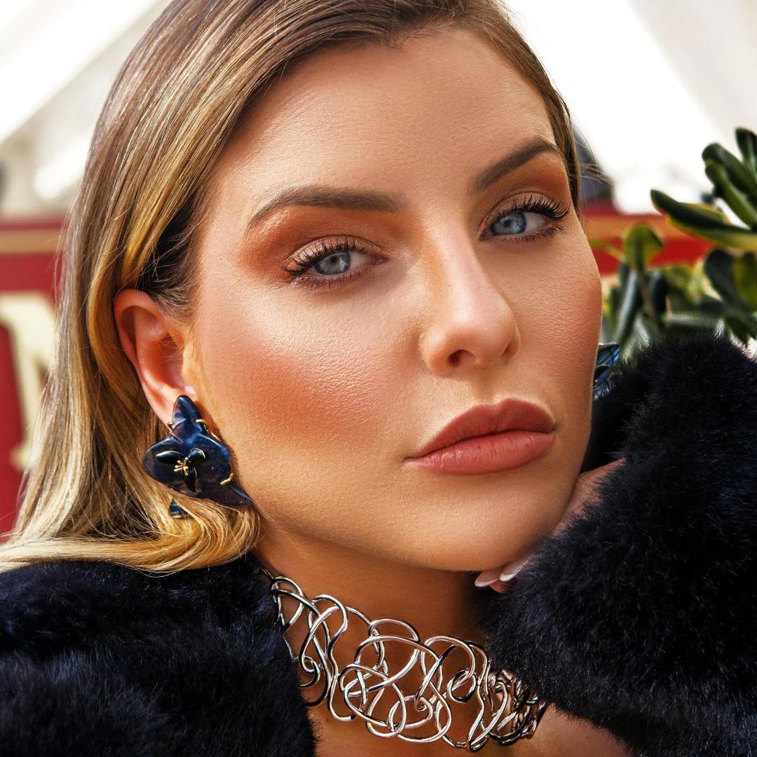 Choker Bossa