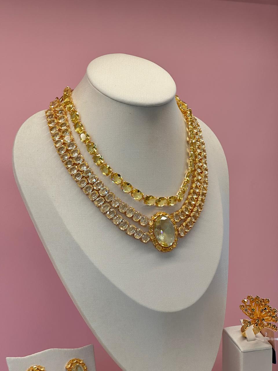 Conjunto citrino Imperial Thamires dourado pedra fusion